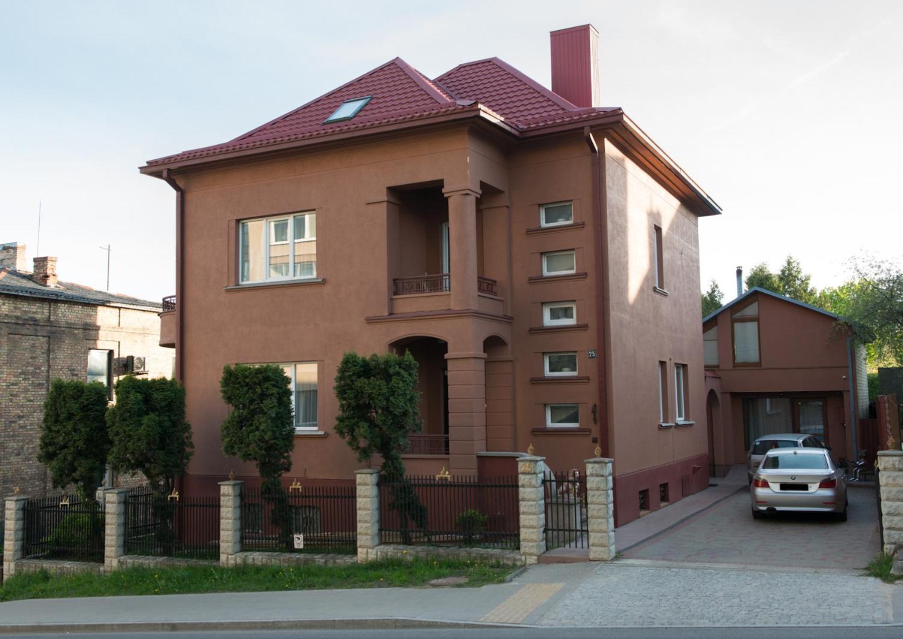 Petro Delux Apartments Kaunas Bagian luar foto