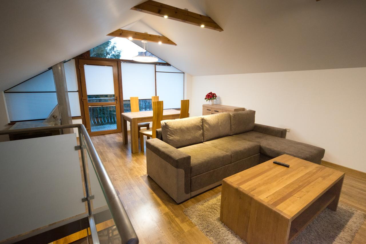Petro Delux Apartments Kaunas Bagian luar foto